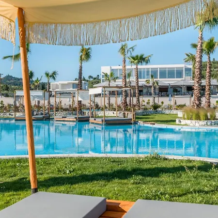 Anna Island Szálloda *