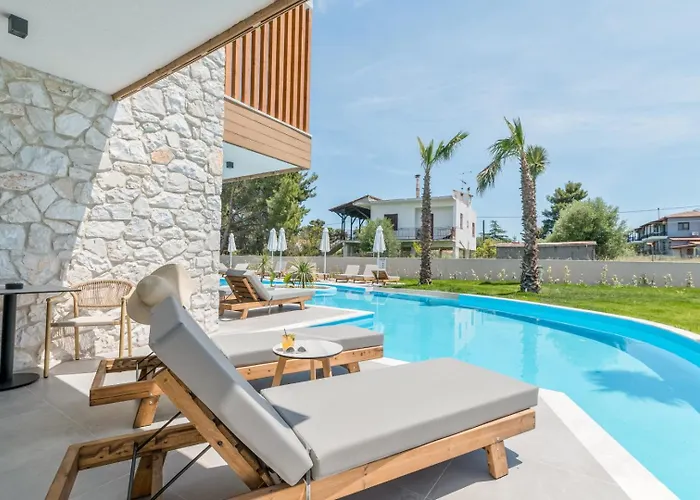 Anna Island * Pefkochori