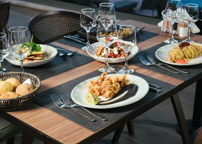 Anna Island * Pefkochori